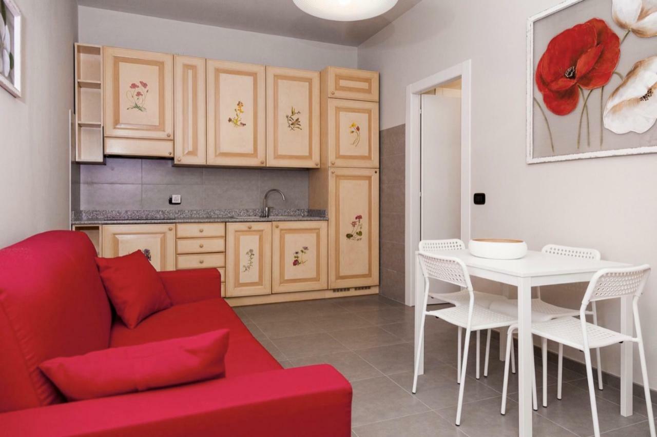 Riviera Hub 호텔 Cisano sul Neva 외부 사진